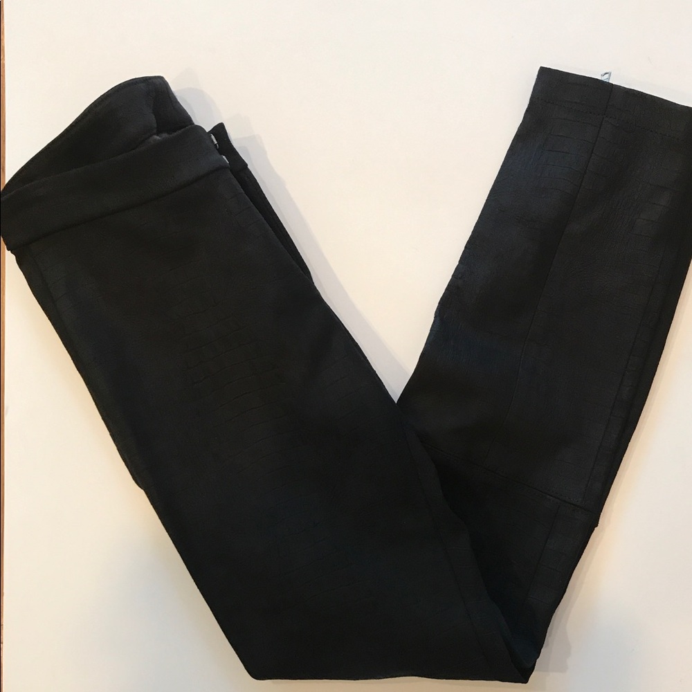DIVORCE CLEARANCE-TAKING OFFERS Yigal Azrouel embossed leather leggings sz 4